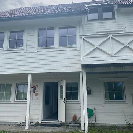 Casa La Familia Apartment เบอร์เกน ภายนอก รูปภาพ