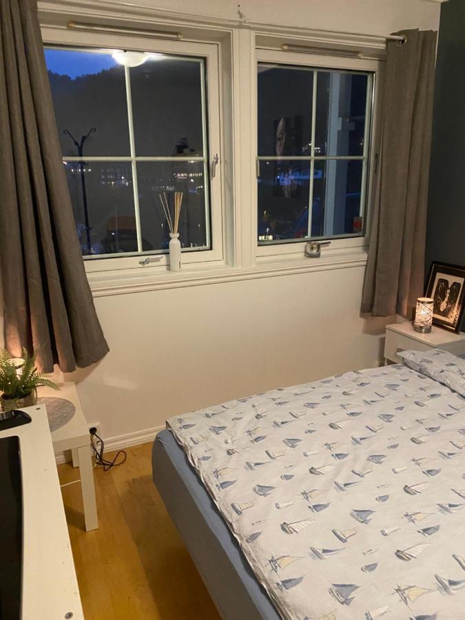 Casa La Familia Apartment เบอร์เกน ภายนอก รูปภาพ